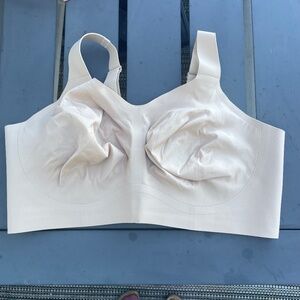 Evelyn & Bobbie The Beyond Bra size XL Sand neutral gently used